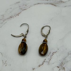 Tires Eye Vintage Latch Hook Earrings